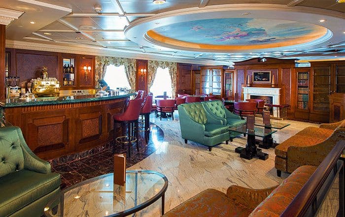 Oceania Cruises Sirena Interior baristas.jpg